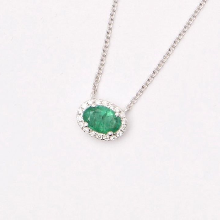 18ct white gold emerald and diamond halo necklace